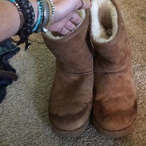 Chestnut ugh boots